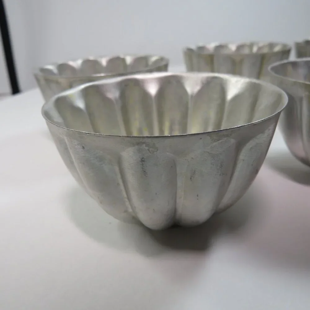 Set of 6 Vintage Aluminum Fluted Jello Molds Individual Scalloped Aspic Tins